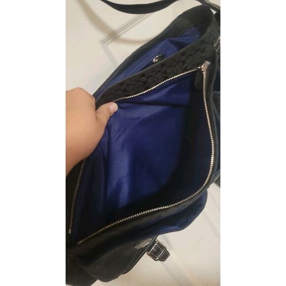 COACH SIGNATURE VOYAGER BLACK CROSS BODY MESSENGER BAG AUTHENTIC - Picture 9 of 14